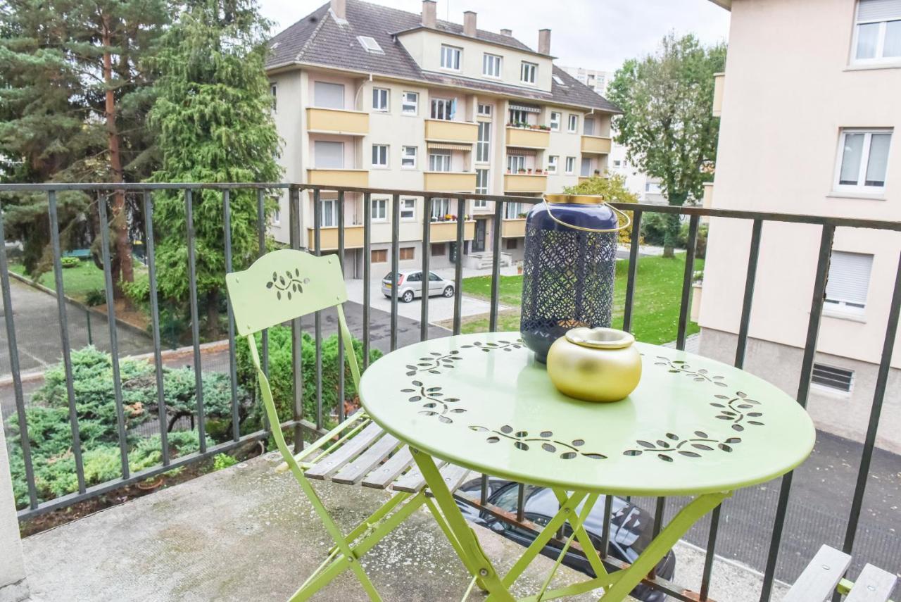 Confort - Bianca - Parking Strasbourg Bagian luar foto